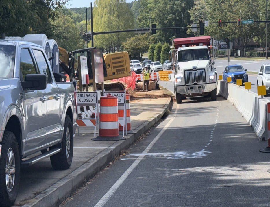 Lane closures and traffic control for excavation for the Encore Greenway Park and Gateway